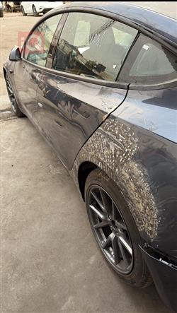 تسلا موديل 3